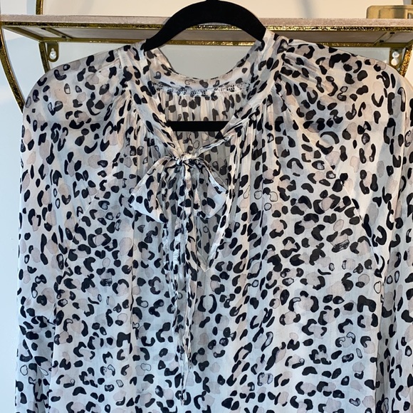 Bella Dahl Thin long sleeve top sz. Large - Picture 3 of 8